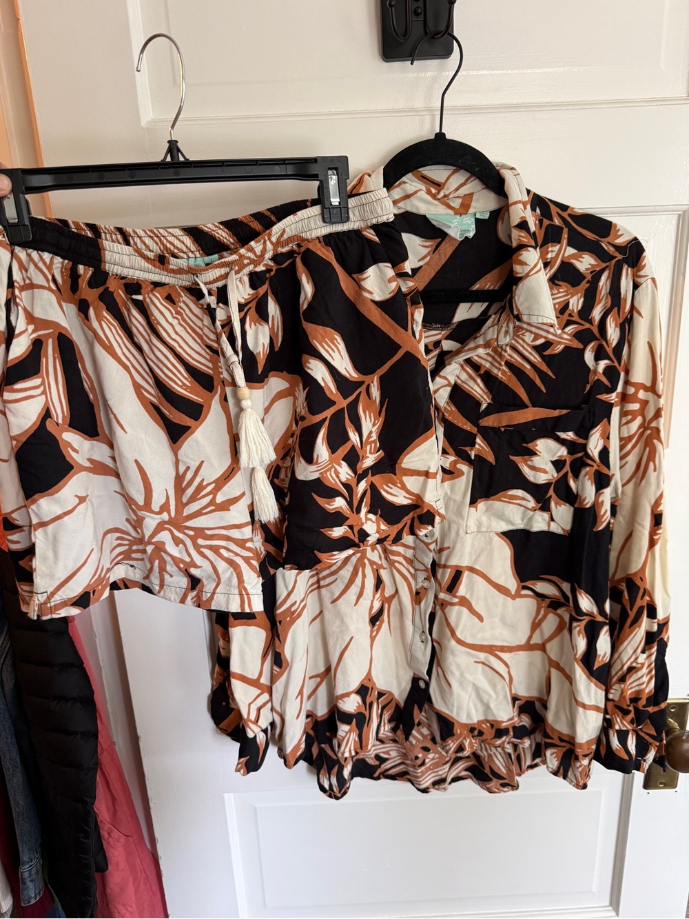 Two-Piece Tropical Print Set in Black, Cream & Rust